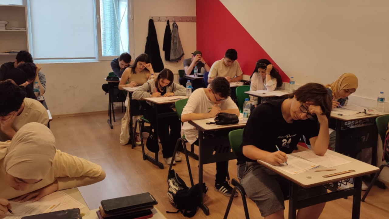 Deneme Kulübü Nedir ve Neden Bu Kadar Önemlidir?